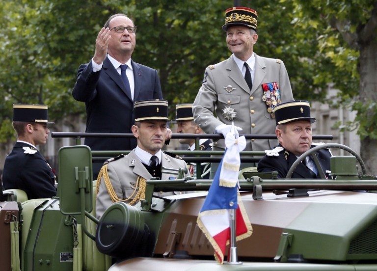 France : défilé militaire pour célébrer la fête nationale du 14 juillet