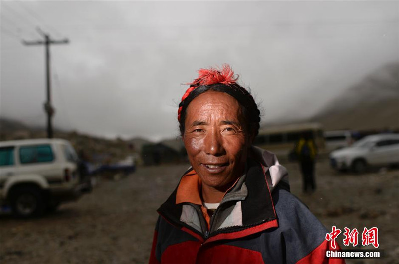 Photographie : les habitants du camp de base tibétain du mont Everest