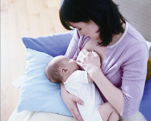 Semaine mondiale de l'allaitement maternel 2014 : L'allaitement maternel: Un atout gagnant pour la vie!