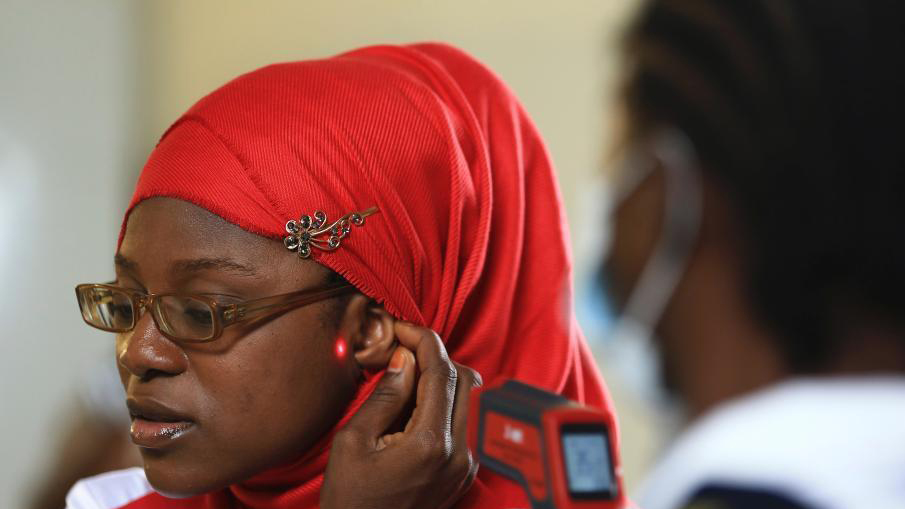 Ebola: mesures de sécurité renforcées dans les aéroports du Nigeria