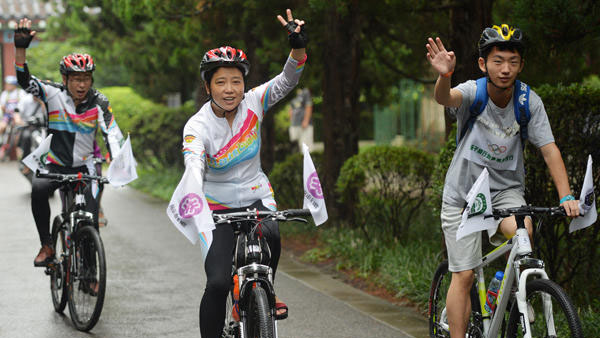JOJ de Nanjing 2014 : une randonnée à vélo pour promouvoir l'esprit olympique