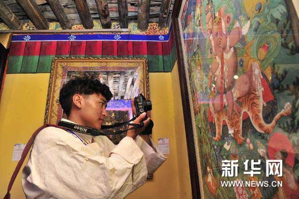 An ancient Tibetan art form was also on display, in an exhibition held in Lhasa
