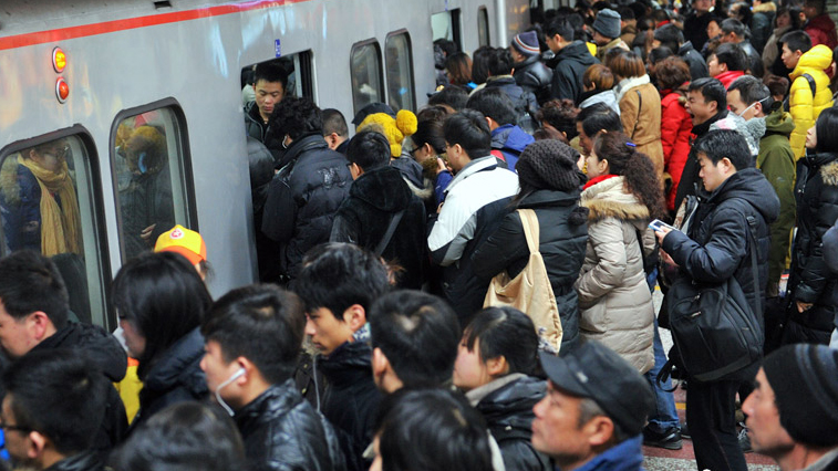 Le métro et les bus de Beijing ne peuvent pas répondre à la demande Le métro et les bus de Beijing ne peuvent pas répondre à la demande