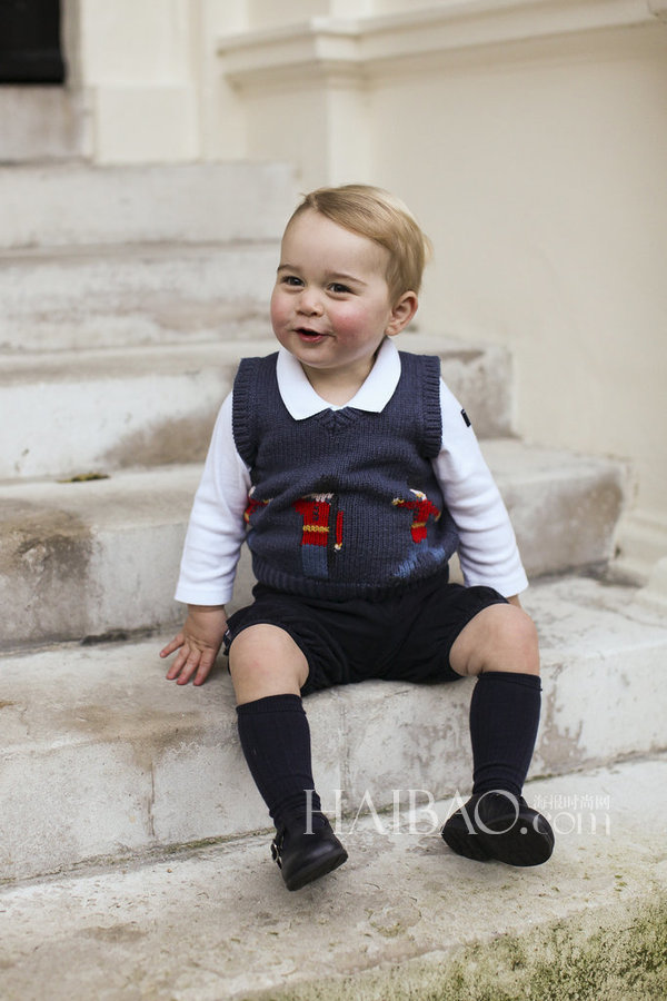 Les nouvelles photos officielles du petit prince George