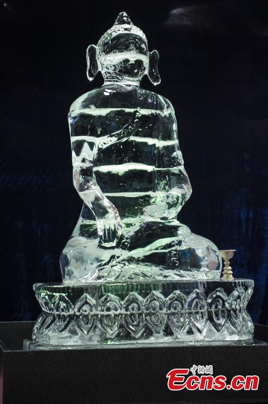 Taipei : une sculpture sur glace de Bouddha fait le buzz