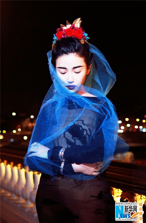 Le shooting de Zhang Xinyuan à Paris