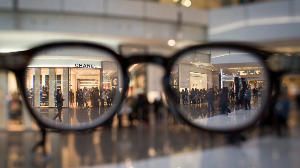 Beijing : ruée sur les produits de luxe après l'annonce de Chanel