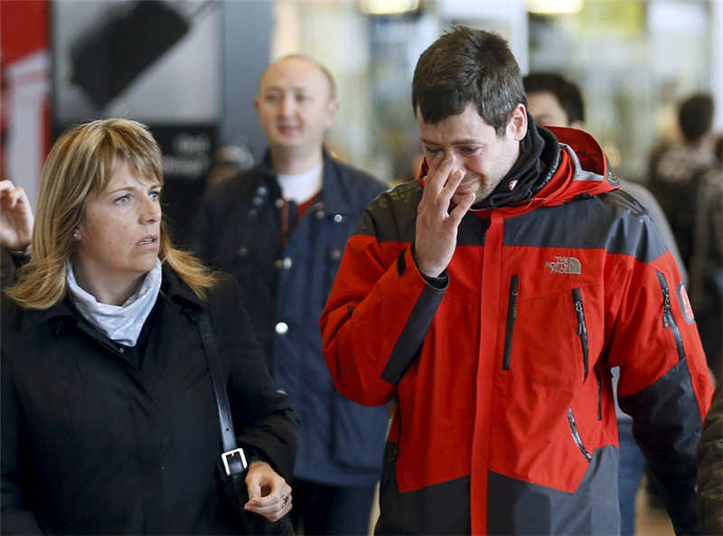 Les familles pleurent les victimes du crash de l'Airbus A320