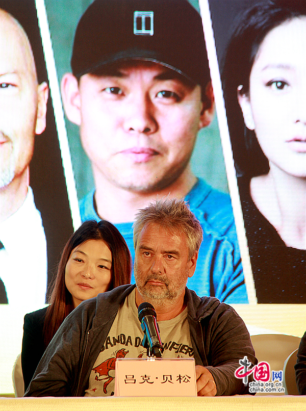 Luc Besson à la conférence de presse du jury du Festival du film de Beijing 