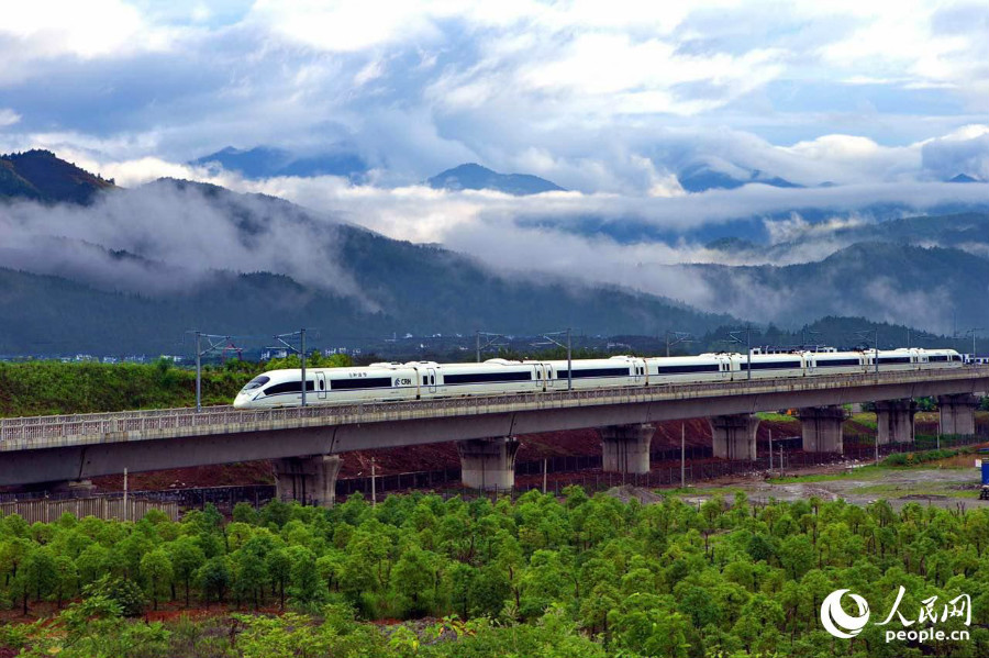 Mise en service de la « plus belle ligne de TGV de Chine »