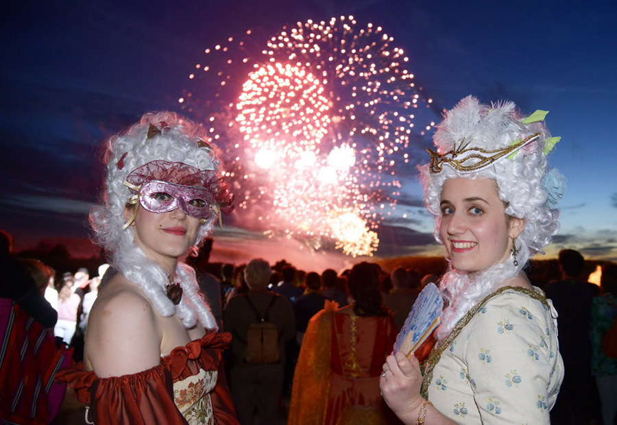 Grand bal costumé à Versailles pour les 300 ans de la mort de Louis XIV