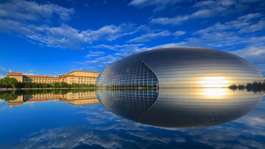 Le Grand théâtre national de Chine, miroir du ciel