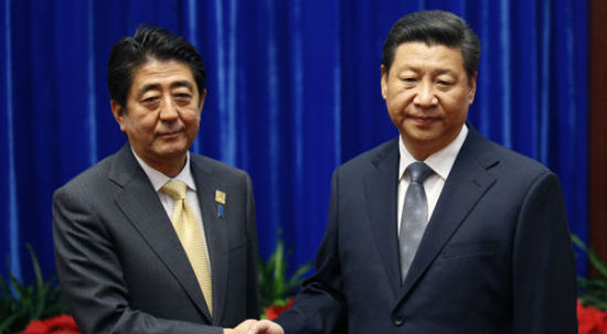 L'invitation de Xi Jinping à Shinzo Abe montre son aspiration à la paix