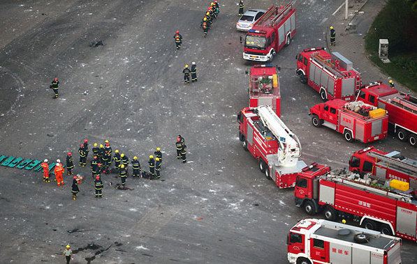 Le bilan des victimes de l&apos;explosion à Tianjin s&apos;alourdit à 112