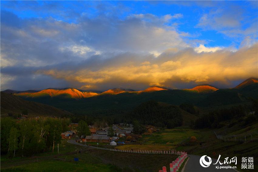 Le village de Baibaha, l&apos;enivrant « Shangri-La » du Xinjiang