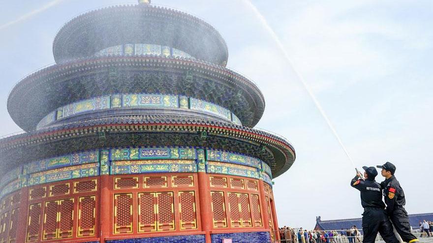 Beijing : exercice anti-terroriste au Temple du Ciel