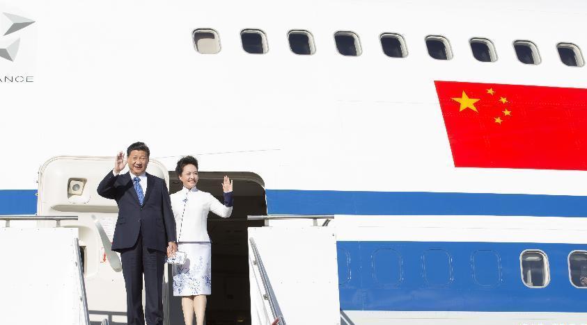 Le président chinois atterrit à Seattle, débutant sa visite officielle aux États-Unis