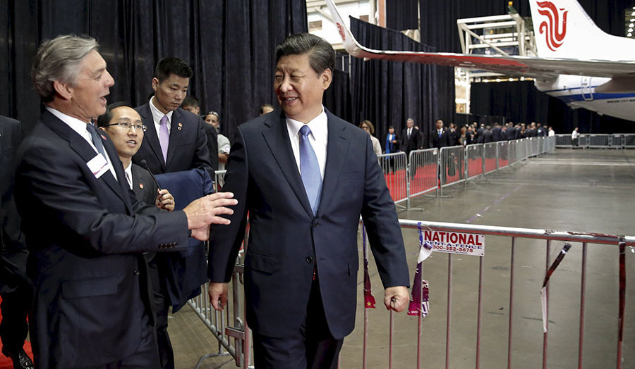 Le Président Xi Jinping visite la ligne d'assemblage de Boeing aux Etats-Unis