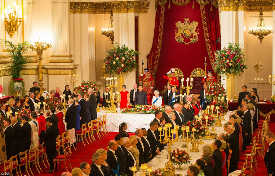 Xi Jinping et Peng Liyuan au dîner d'Etat à Buckingham Palace