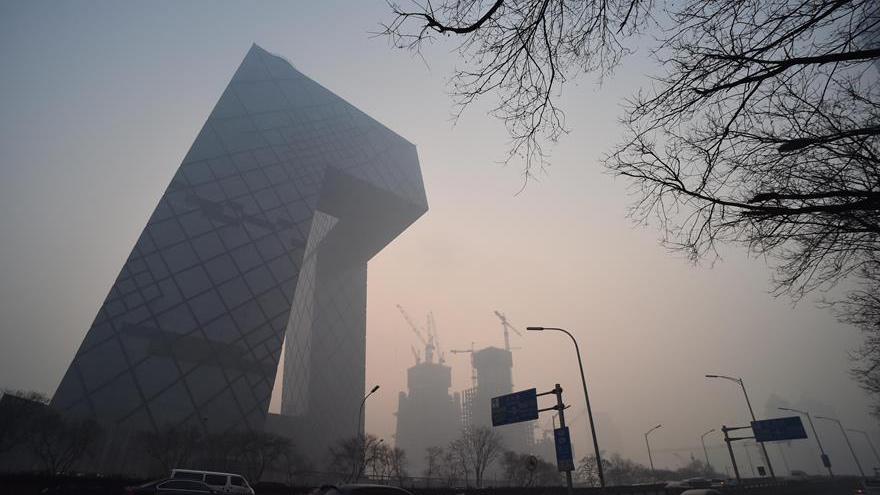Alerte au smog la plus élevée de 2015 à Beijing