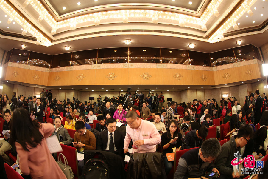 Conférence de presse avant la 4e session du 12e Comité national de la CCPPC