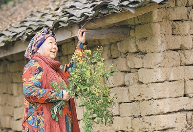 Une mamie chinoise de 84 ans devient la star des réseaux sociaux