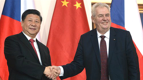 La Chine signe des contrats d'investissement d'une valeur de 4 milliards de dollars à Prague