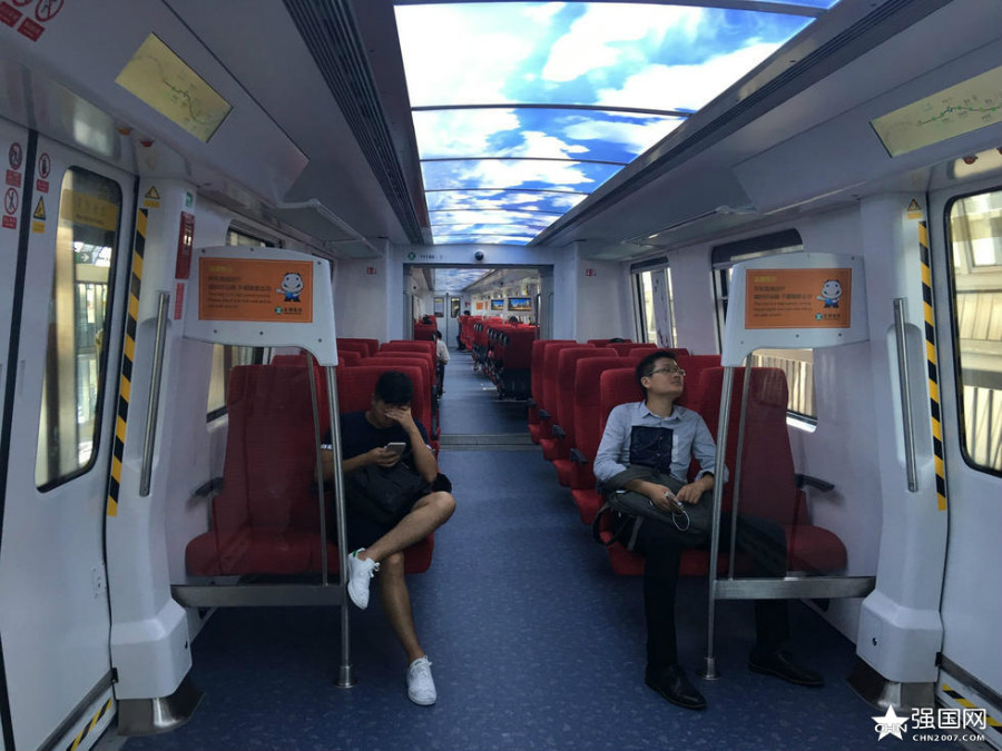 La première classe du métro de Shenzhen fait polémique