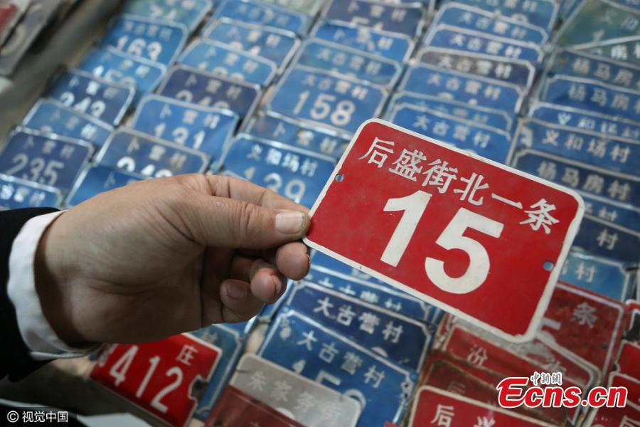 Un agriculteur dépense plus d&apos;un million d&apos;euros dans l&apos;achat de 100 000 objets anciens