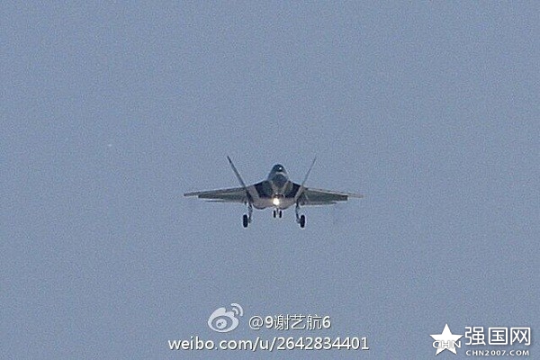 La Chine cible l'exportation avec son nouveau chasseur FC-31 La Chine cible l'exportation avec son nouveau chasseur FC-31