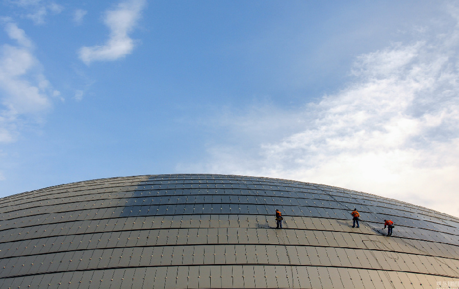 Beijing : le Centre des arts de la scène se prépare pour accueillir les deux sessions