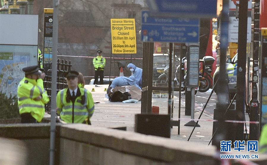 Cinq morts et au moins 40 blessés dans une attaque terroriste à Londres