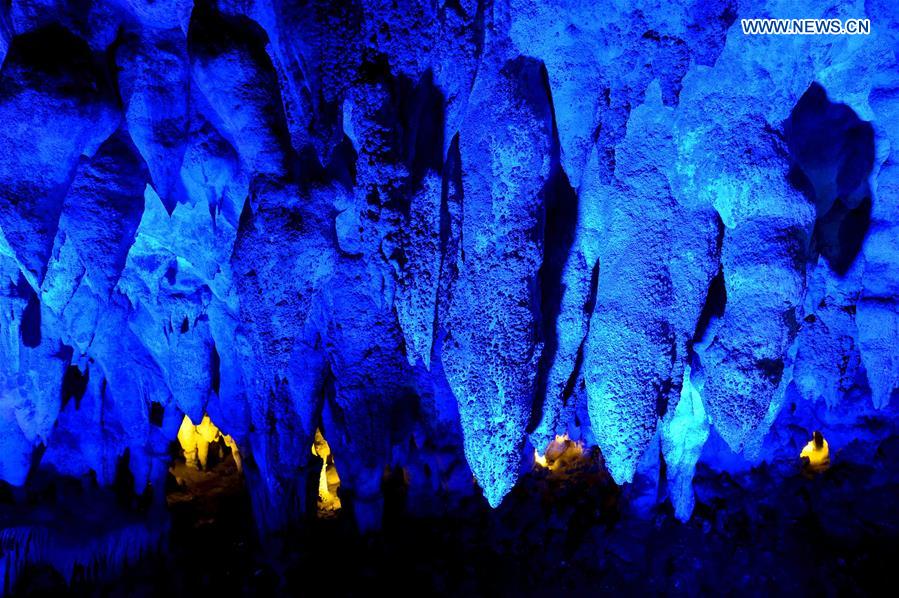 Ouverture prochaine aux touristes d’une grotte karstique dans le sud-ouest de la Chine