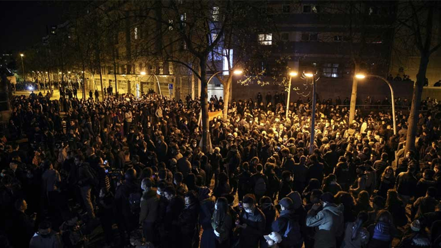 Deuxième nuit de manifestations à Paris