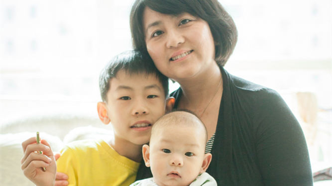 La Leche League International : Que les mamans trouvent la confiance en elles à travers l'allaitement