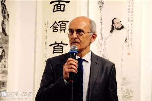 Une exposition de calligraphies et de peintures chinoises inaugurée à Paris