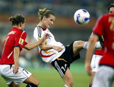 Sport - German.china.org.cn - Frauenfußball-WM 07: Deutschland Im Finale