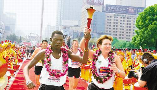 Special Olympics ,China,Himmelstempel.,Fackellauf,Peking,Shanghai,Nankin,Tsingtao,Hong Kong 5