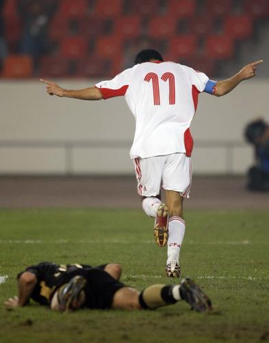 Die chinesische Olympia-Fu?ballmannschaft (U-23 Nationalmannschaft) konnte das letzte Spiel des Jahres 2007 nicht mit einem Sieg abschlie?en. In einem Freundschaftsspiel gegen Bundesligiert Energie Cottbus am Dienstagabend in Fuoshan, Guangdong trennten sich die beiden Mannschaften mit einem Remis (1:1).