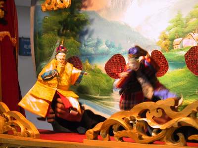 10 Finger, Handfl?chen ,Leben, Puppe ,Mann ,traditionelle chinesische Handpuppenspiel ,Techniken wie Schnitzerei, Malerei und Stickerei ,Volksmusik,Kultur, Geschichte und Stickkunst,Lebensunterhalt,Taiwan,Langen Marsch,Soldat