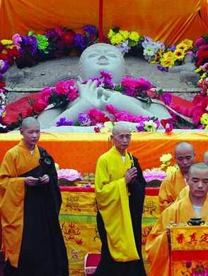 4 Tempels ,buddhistischen Tempel,indischen ,Tempel, Great Sanchi Stupa ,Indien,Abt Yinle ,Buddhismus,Freundschaft,China ,Vortr?ge, Gebete, Ausstellungen und Konferenzen,Buddha-Statue ,Buddha, M?nch,Botschafter