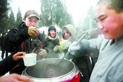 3 Laba-Fest,Mondkalender,Reisbrei,Küchen,Restaurants und Imbisse,Beijing,China,Verkaufshoch,Tempeln, buddhistischen ,Apotheke,Spa?