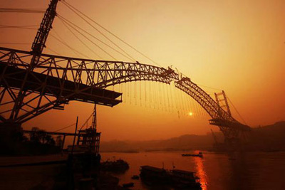 1 Chaotianmen-Brücke ,Gew?lben,Bauarbeiter,Stahl,Gew?lbe,Brücke,Fluss,Jangtse,Halbkreise,Spanne, Stadt Chongqing ,china-rot 