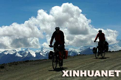 Qomolangma,Mount Everest,Tourismus,Tibet,Besucher,Bergsteiger,Touristen 2 Qomolangma,Mount Everest,Tourismus,Tibet,Besucher,Bergsteiger,Touristen 2