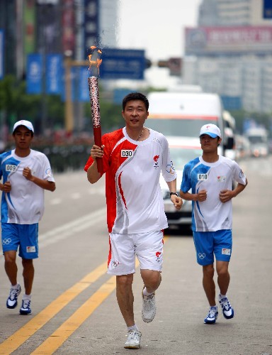 Fackellauf , Ningbo,Beileid,2008,Flamme，2008，Beijing 6