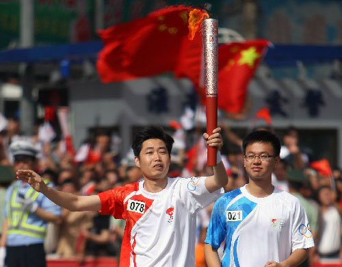 Schweigeminute,Huainan,Anhui, Olympischen Spiele ,Fackellauf 5