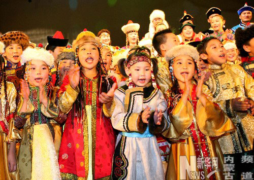 1 Kinderchor,Inneren Mongolei,Hong Kong ,Konzerte,Taipei,Web-Hit,Familienballade,CCTV,Album, Traditionelle Kultur