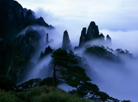 8 Weltkulturerben,UNESCO,Kanada,Mount-Sanqingshan,Natonialpark,China,Gipfel,Mount,W?lder,au?ergew?hnliche Landschaft ,Tulou,Wohnarchitektur,Liste