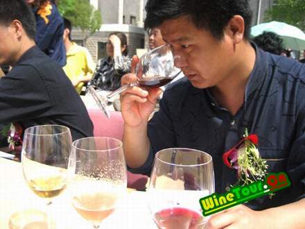 5 Weinkonsum,China,Wein,Weingüter,Speerspitze,Great Wall Winery,Esszimmer, US-Dollar 