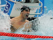 Der US-Schwimmer Michael Phelps holte sich am Samstag im 100m-Schmetterlingsschwimmen seine siebte Goldmedaille